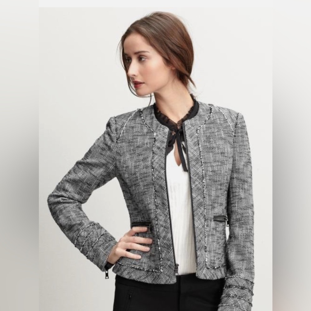 EUC Banana Republic Women's Collarless Black and White Tweed Blazer